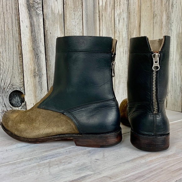 Timberland Boot Company ZIP Backs - Picture 2 of 5